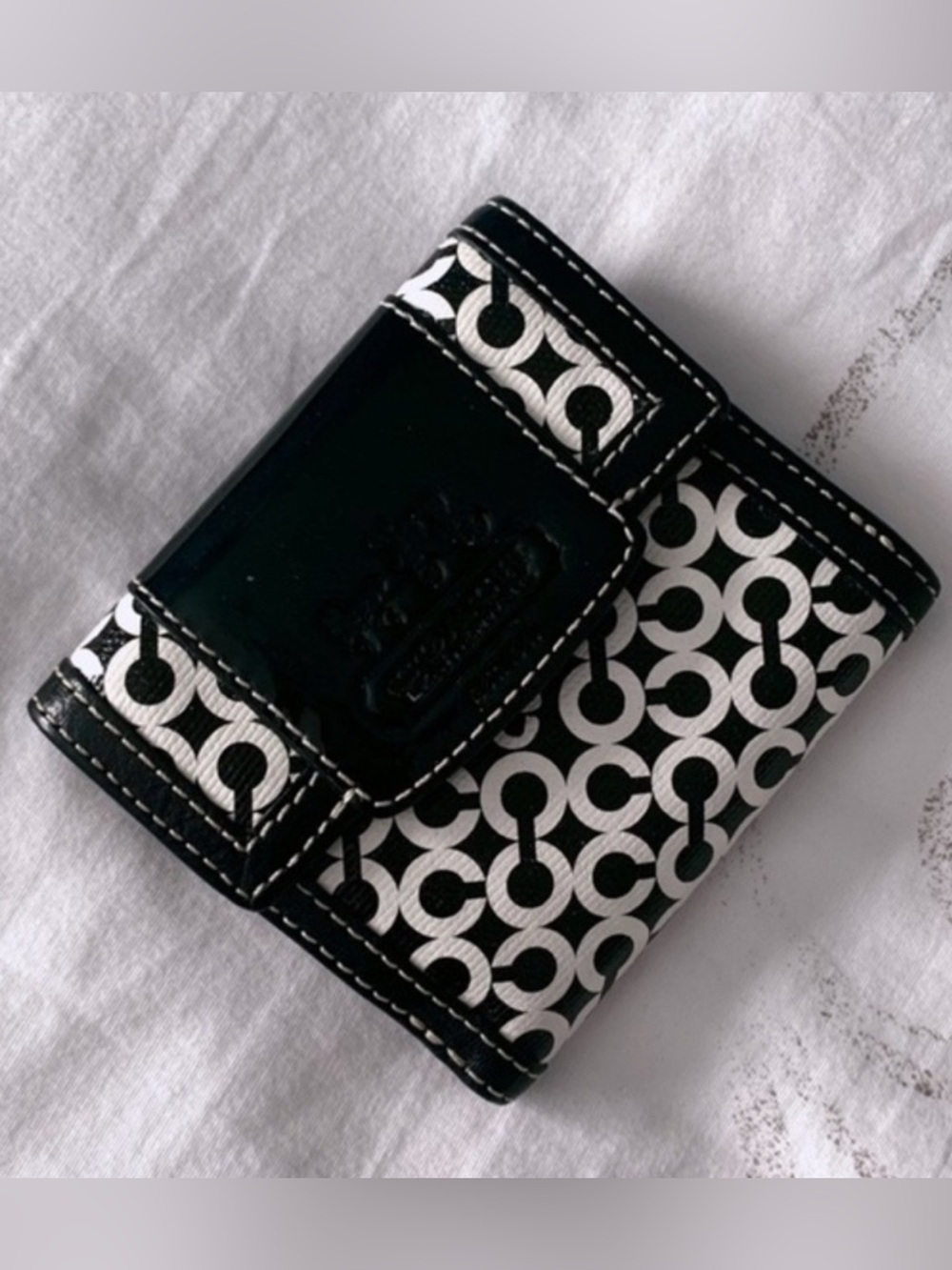 Coach Monochrome Circle Pattern Wallet